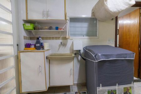 Casa à venda com 183m², 3 quartos e 4 vagasÁrea de Serviço