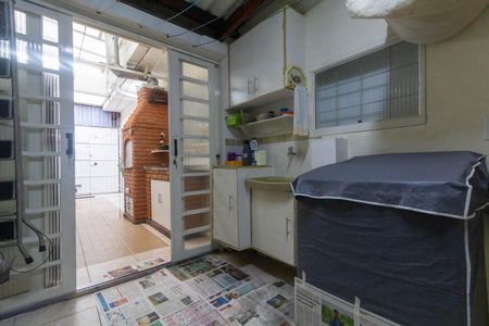 Casa à venda com 183m², 3 quartos e 4 vagasÁrea de Serviço