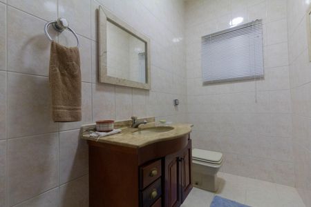 Casa à venda com 183m², 3 quartos e 4 vagasLavabo