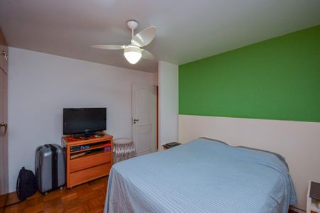 Casa à venda com 172m², 3 quartos e 2 vagasSuite 