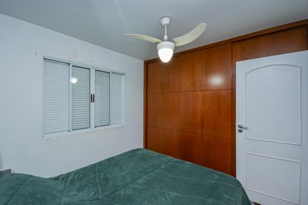 Casa à venda com 172m², 3 quartos e 2 vagasQuarto 1