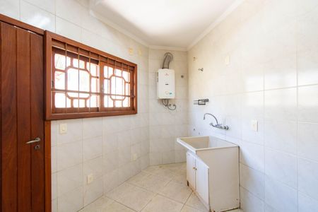 Casa para alugar com 325m², 4 quartos e 4 vagasÁrea de Serviço