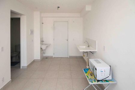 Sala de apartamento para alugar com 2 quartos, 34m² em Vila Graciosa, São Paulo