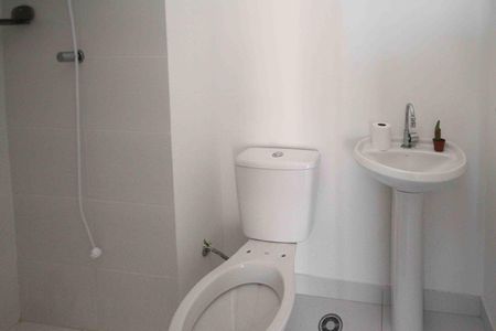 Apartamento para alugar com 34m², 2 quartos e sem vagaBanheiro