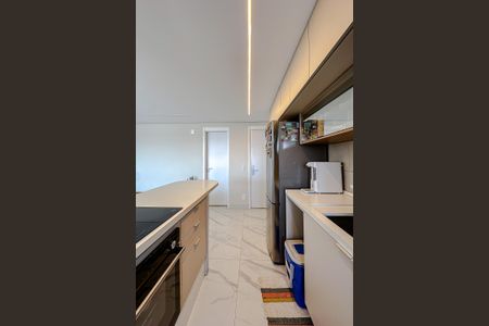 Apartamento à venda com 82m², 2 quartos e 2 vagasCozinha