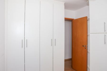 Apartamento à venda com 90m², 3 quartos e 2 vagasQuarto 3