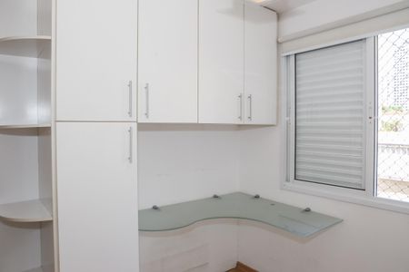 Apartamento à venda com 90m², 3 quartos e 2 vagasQuarto 3