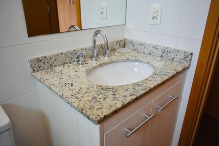 Apartamento à venda com 135m², 3 quartos e 4 vagasBanheiro da Suíte 2