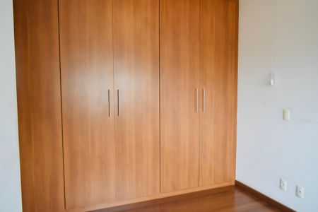 Apartamento à venda com 135m², 3 quartos e 4 vagasSuíte 2