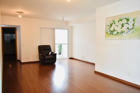 Apartamento à venda com 135m², 3 quartos e 4 vagasSala