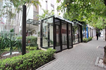 Apartamento para alugar com 117m², 3 quartos e 2 vagasFachada e Portaria