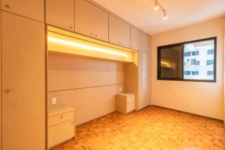 Apartamento à venda com 62m², 2 quartos e 1 vagaQuarto 2