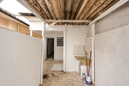Área de Serviço de casa para alugar com 1 quarto, 50m² em Vila Carmem, São Paulo