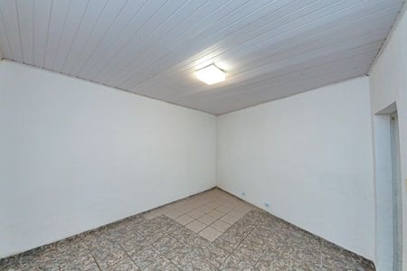 Quarto de casa para alugar com 1 quarto, 50m² em Vila Carmem, São Paulo