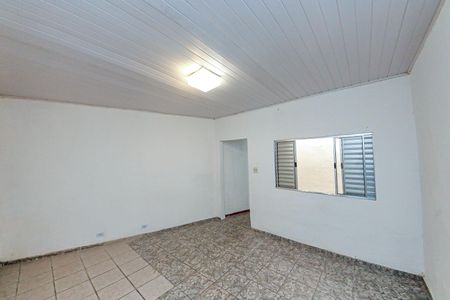 Quarto de casa para alugar com 1 quarto, 50m² em Vila Carmem, São Paulo