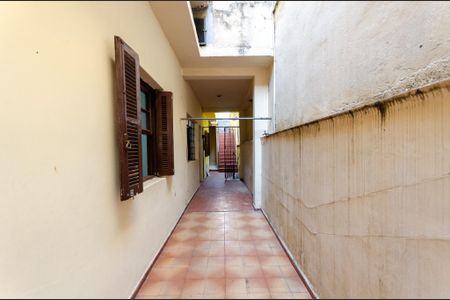 Corredor externo de casa para alugar com 3 quartos, 90m² em Freguesia do Ó, São Paulo