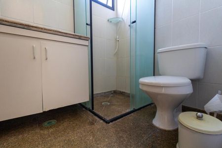 Apartamento à venda com 56m², 2 quartos e 1 vaga Apartamento à venda com 56m², 2 quartos e 1 vagaBanheiro social