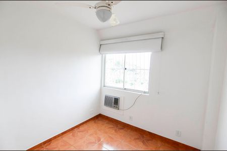 Quarto de apartamento à venda com 2 quartos, 55m² em São Francisco Xavier, Rio de Janeiro