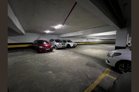 Apartamento à venda com 55m², 2 quartos e 1 vaga Apartamento à venda com 55m², 2 quartos e 1 vagaGaragem