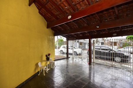 Casa à venda com 176m², 2 quartos e 3 vagasGaragem