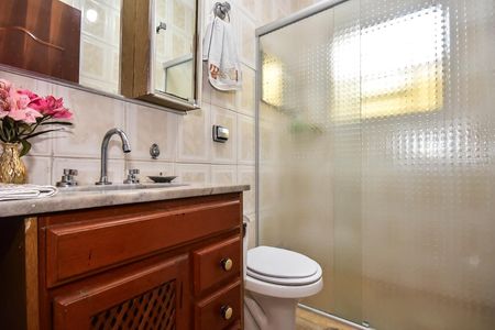 Casa à venda com 176m², 2 quartos e 3 vagasBanheiro