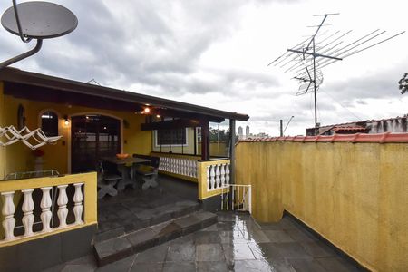 Casa à venda com 176m², 2 quartos e 3 vagasSalão