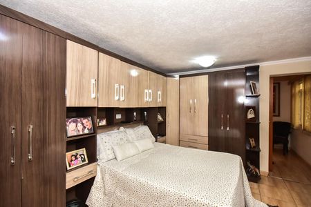 Casa à venda com 176m², 2 quartos e 3 vagasSuíte