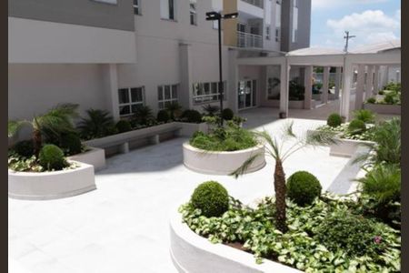 Apartamento à venda com 56m², 2 quartos e 1 vagaFoto 04