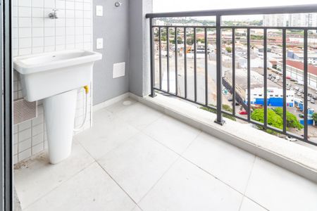 Apartamento à venda com 41m², 2 quartos e 1 vaga Apartamento à venda com 41m², 2 quartos e 1 vagaVaranda