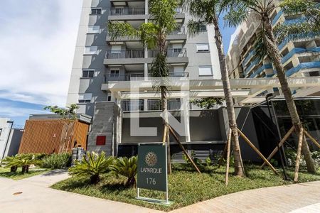 Apartamento à venda com 41m², 2 quartos e 1 vaga Apartamento à venda com 41m², 2 quartos e 1 vagaEntrada