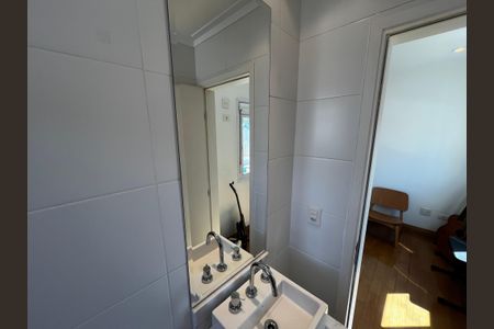 Apartamento à venda com 129m², 3 quartos e 3 vagasBanheiro da Suíte 1