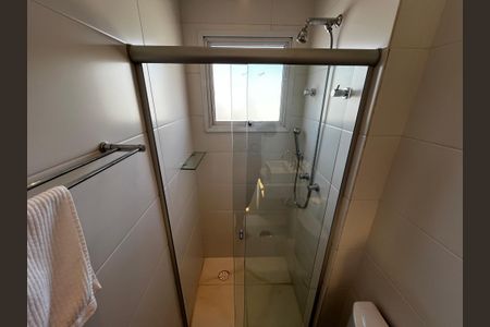 Apartamento à venda com 129m², 3 quartos e 3 vagasBanheiro da Suíte 1