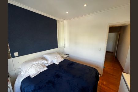 Apartamento à venda com 129m², 3 quartos e 3 vagas Suíte 2