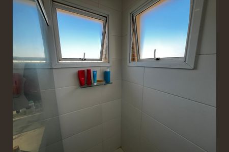 Apartamento à venda com 129m², 3 quartos e 3 vagasBanheiro da Suíte 2