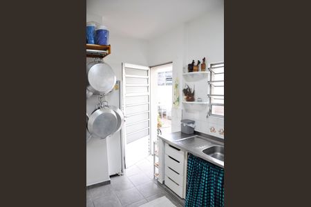 Casa à venda com 250m², 5 quartos e 4 vagas Casa à venda com 250m², 5 quartos e 4 vagasCozinha 2