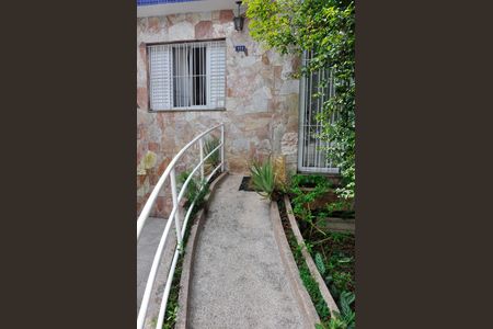 Casa à venda com 250m², 5 quartos e 4 vagas Casa à venda com 250m², 5 quartos e 4 vagasHall de entrada