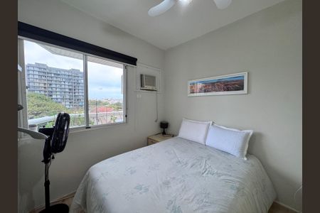 Apartamento à venda com 100m², 3 quartos e 2 vagasQuarto 2