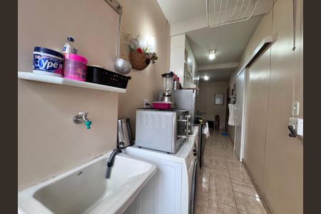 Apartamento à venda com 100m², 3 quartos e 2 vagasCozinha e Área de Serviço