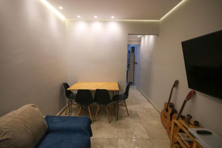 Casa de condomínio para alugar com 80m², 2 quartos e 1 vaga Casa de condomínio para alugar com 80m², 2 quartos e 1 vagaSala