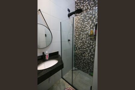 Casa de condomínio para alugar com 80m², 2 quartos e 1 vaga Casa de condomínio para alugar com 80m², 2 quartos e 1 vagaBanheiro Social