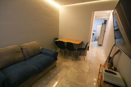 Casa de condomínio para alugar com 80m², 2 quartos e 1 vaga Casa de condomínio para alugar com 80m², 2 quartos e 1 vagaSala