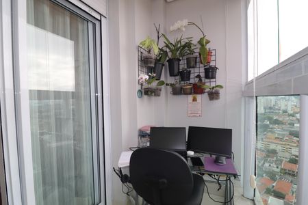 Apartamento à venda com 83m², 2 quartos e 2 vagasVaranda da Suíte