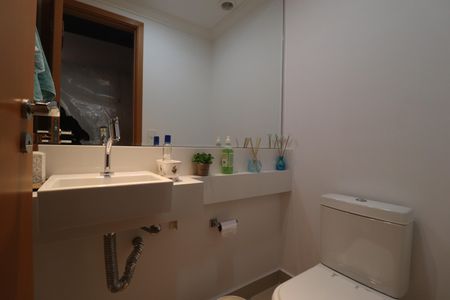 Apartamento à venda com 83m², 2 quartos e 2 vagasLavabo