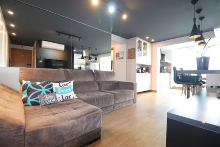 Apartamento à venda com 83m², 2 quartos e 2 vagasSala