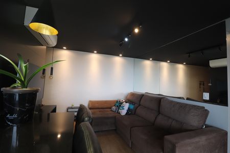 Apartamento à venda com 83m², 2 quartos e 2 vagasSala