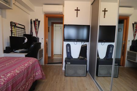 Apartamento à venda com 83m², 2 quartos e 2 vagasSuíte 2