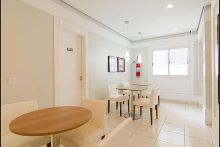 Apartamento à venda com 60m², 3 quartos e 1 vaga Apartamento à venda com 60m², 3 quartos e 1 vagaÁrea comum - Salão de festas