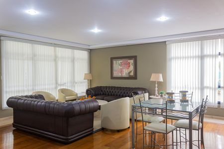 Apartamento à venda com 115m², 3 quartos e 2 vagasÁrea comum - Salão de festas