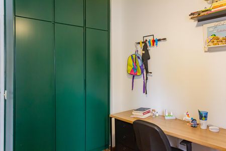 Apartamento à venda com 115m², 3 quartos e 2 vagasQuarto 2