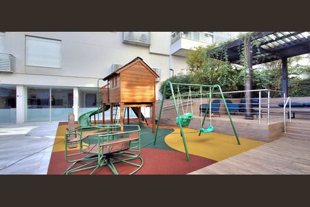Apartamento para alugar com 170m², 3 quartos e 3 vagasÁrea comum - Playground